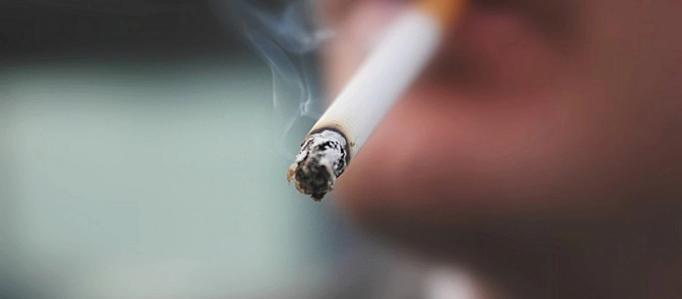 Θαυματουργές: Aυτές είναι οι κορυφαίες τροφές που μειώνουν τη βλάβη του τσιγάρου!